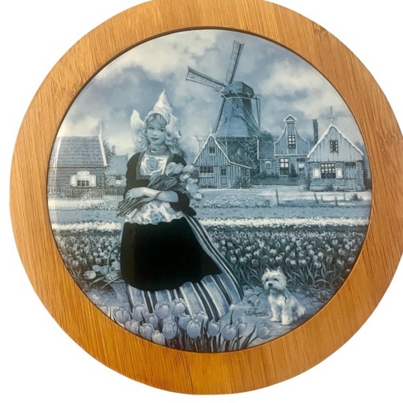 Dutch Tile Wall Hanger Ter Steege by Delft Blue Made in Holland Girl with Tulips - Picture 3 of 7